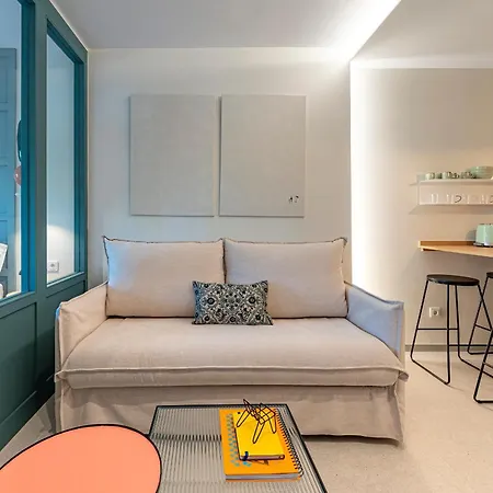 Newly Renovated In Golden Mile W/ Pool *