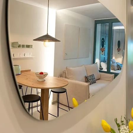 Newly Renovated In Golden Mile W/ Pool