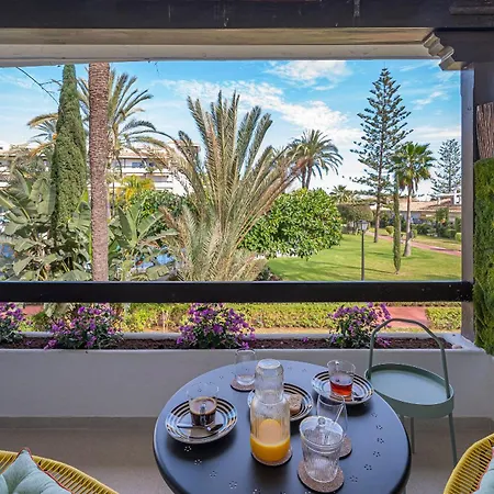 Newly Renovated In Golden Mile W/ Pool Marbella