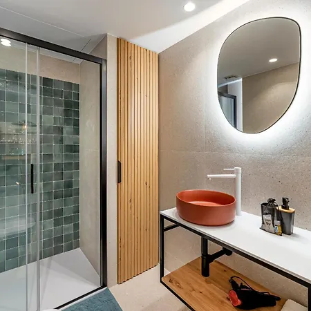 Apartment Newly Renovated In Golden Mile W/ Pool